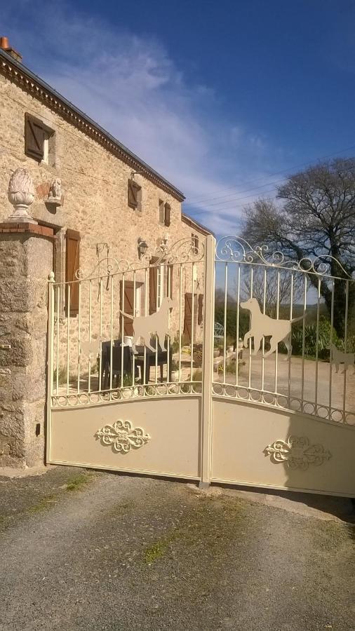 Au Coeur De La Nature Saint-Malo-du-Bois Exterior photo